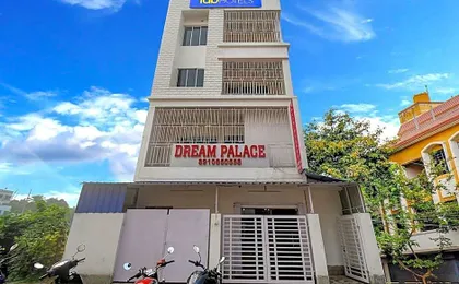 FabHotel New Dream Palace