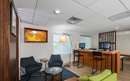 Holiday Inn Express & Suites Peoria North Glendale