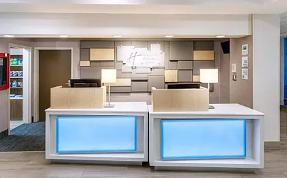 Holiday Inn Express & Suites Tilton By IHG