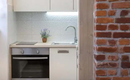 Central Boutique Apartments with balconies, in walking distance to the sea