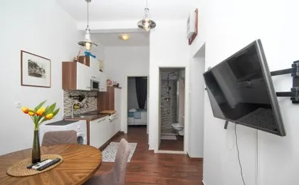 Fab n Chic Apartments