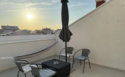 Apartment Mate
