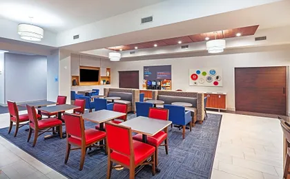 Holiday Inn Express Hotel & Suites Port Arthur By IHG