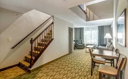 Riverview Inn & Suites, an Ascend Collection Hotel