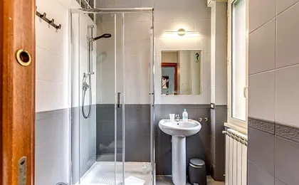 Sapphire Apartment