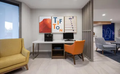 Holiday Inn Express Tifton