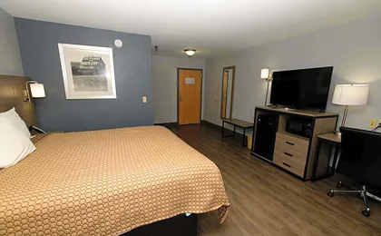 HomeTown Inn-Ringgold