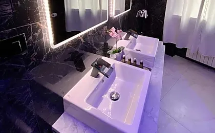Escape Luxury Suite - CA Domus Collection