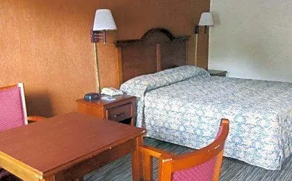 Rodeway Inn Forsyth near GA Public Safety Training Center