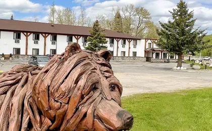 Beartooth Hideaway Inn And Cabins