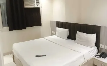 Hotel Red Chilly Adarsh Nagar