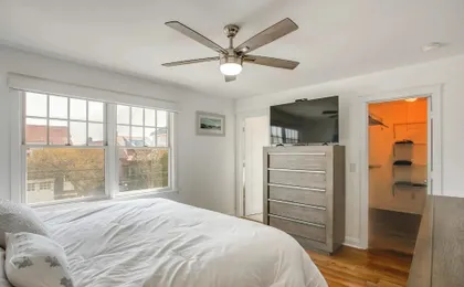 1 Mi to Pier: Spacious Home w/ Private Yard!