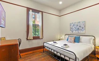 Site 61 Guesthouse