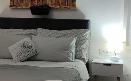 Rubica - "Green Window" Studio Apartment