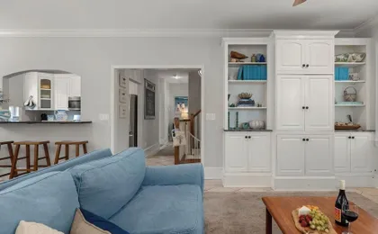 Spyglass by Avantstay 5BR + 3 Balconies + Community Pool Walk to Beach + Minutes to Harborwalk Village & Henderson Beach State Park