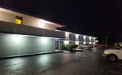 Econo Inn