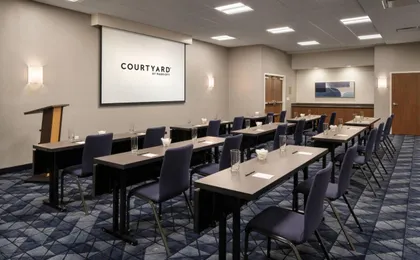 Courtyard by Marriott Seattle Southcenter
