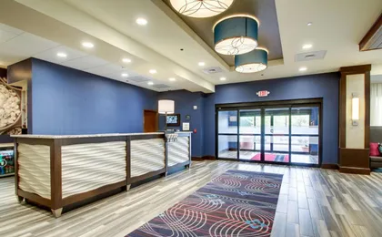 Hampton Inn & Suites Greenville Airport