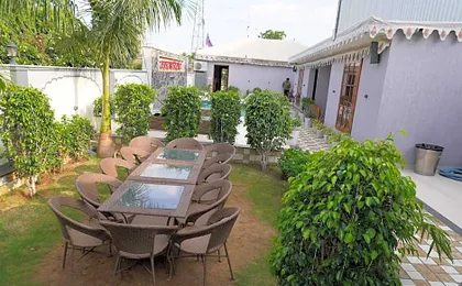 Theharav Resort