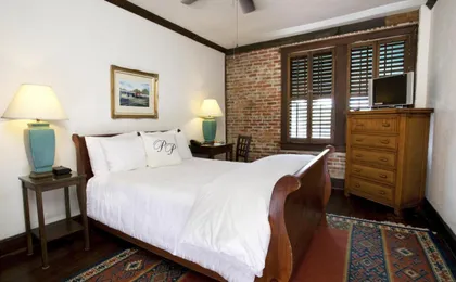Park Plaza Hotel