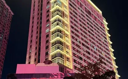 Wanyi Boutique Waifiden Apartment (Beijing Road Pedestrian Street Haizhu Square Metro Station)