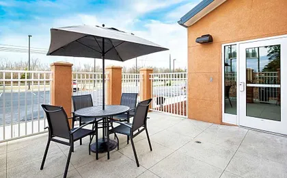 Fairfield Inn & Suites by Marriott South Boston
