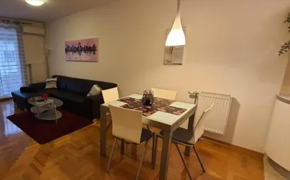 Flexible Selfcheckins 35 - Zagreb - Garage - Loggia - New
