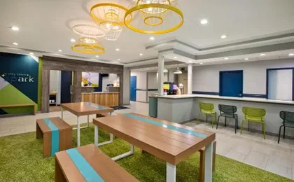 Spark by Hilton Walker Grand Rapids North