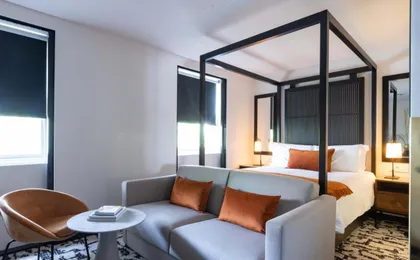 La Suite West