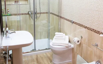 Isa Guest Rooms