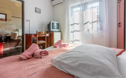 Apartments And Room Ruzica