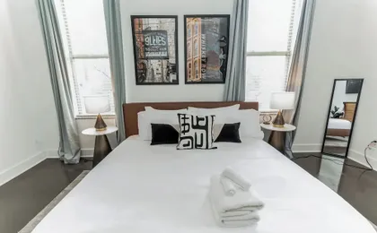 Modern Loft Near West End!