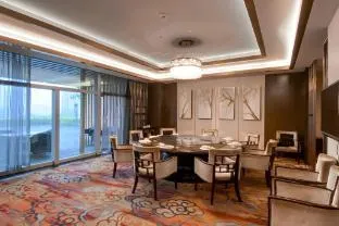 Junluxe Hotel Guangzhou Science City- Free Shuttle Bus Service To Guangzhou Canton Fair