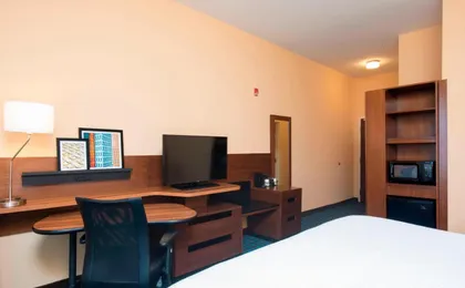 Fairfield Inn & Suites Jackson Clinton