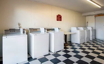Nendels Inn & Suites Dodge City Airport