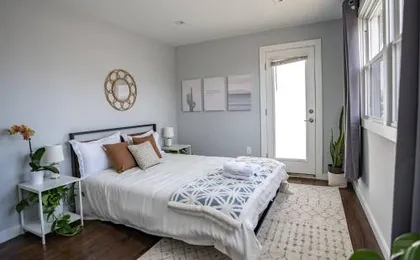Modern Luxury Family Getaway Near Beach Casinos