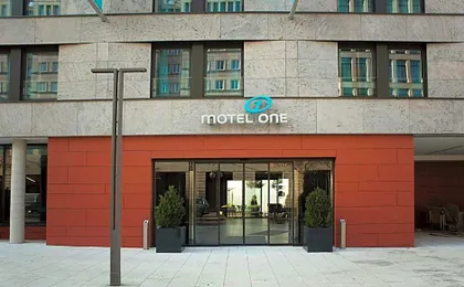 Motel One Stuttgart-Mitte