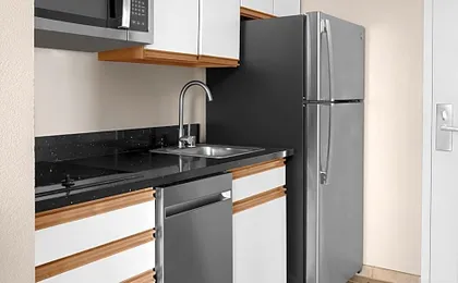 Larkspur Landing Extended Stay Suites Hillsboro