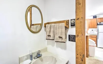 Cozy North Conway Home: Walk to Slopes & Dtwn