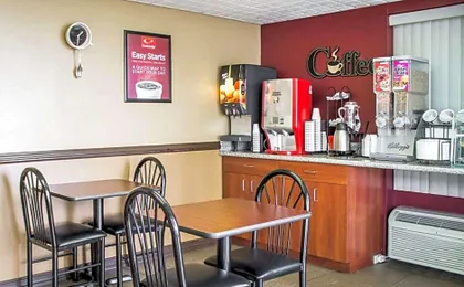 Econo Lodge Columbus West