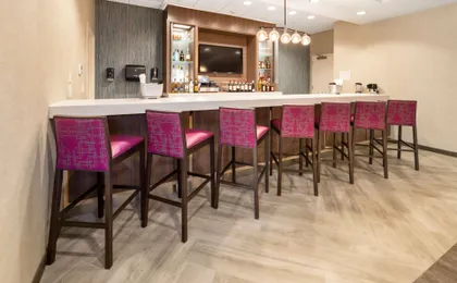 Home2 Suites by Hilton Newark Airport