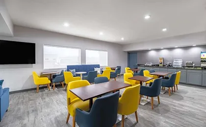 Quality Inn & Suites Artesia