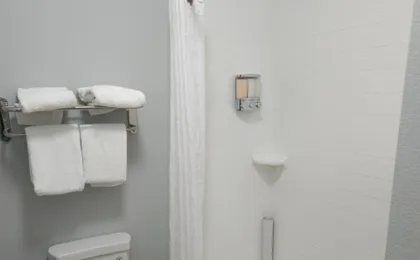 Executive Inn And Suites
