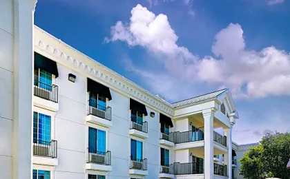 Signature Hotel by Tachi
