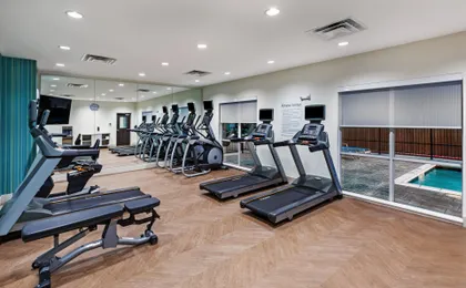 Holiday Inn Express & Suites Denton - Sanger