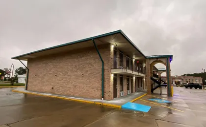 Days Inn by Wyndham Forest