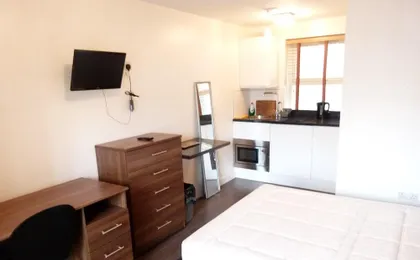 Ss Property Hub - City of London Studio Apartment 9