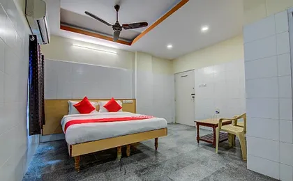 Hotel O Mayur's Residency