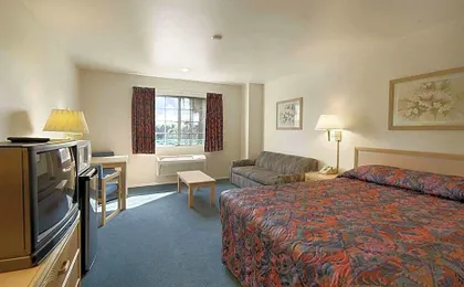 Days Inn by Wyndham Riverside Tyler Mall