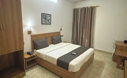 GULNAAR INN